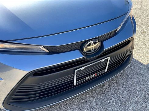 Used 2024 Toyota Corolla LE image 28