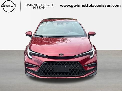 Used 2024 Toyota Corolla SE image 2