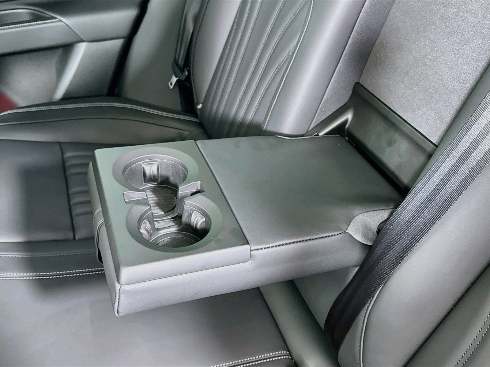 Used 2025 Maserati Grecale GT AWD/4WD image 25