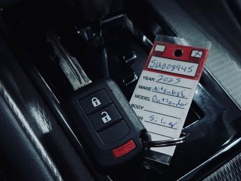 Used 2025 Mitsubishi Outlander Sport 2.0 S image 31