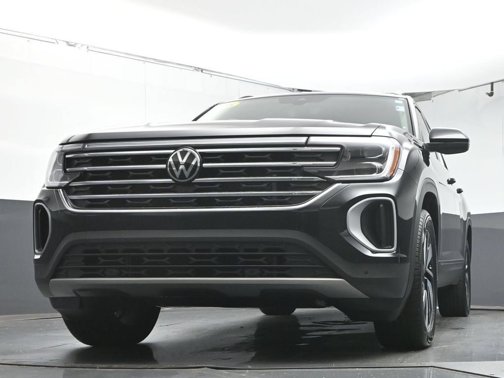 Used 2026 Volkswagen Atlas SE FWD image 40
