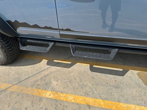 Used 2023 Ford Bronco Wildtrak AWD/4WD image 35