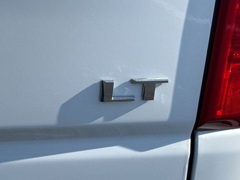 Used 2025 Chevrolet Silverado 2500 LT w/ Convenience Package image 13