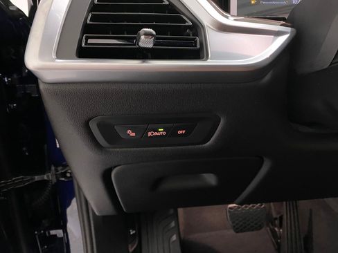 Used 2026 BMW X5 xDrive40i w/ Climate Comfort Package image 25