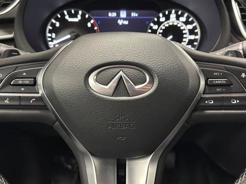 Used 2025 INFINITI QX55 Essential w/ Accent Package AWD/4WD image 16