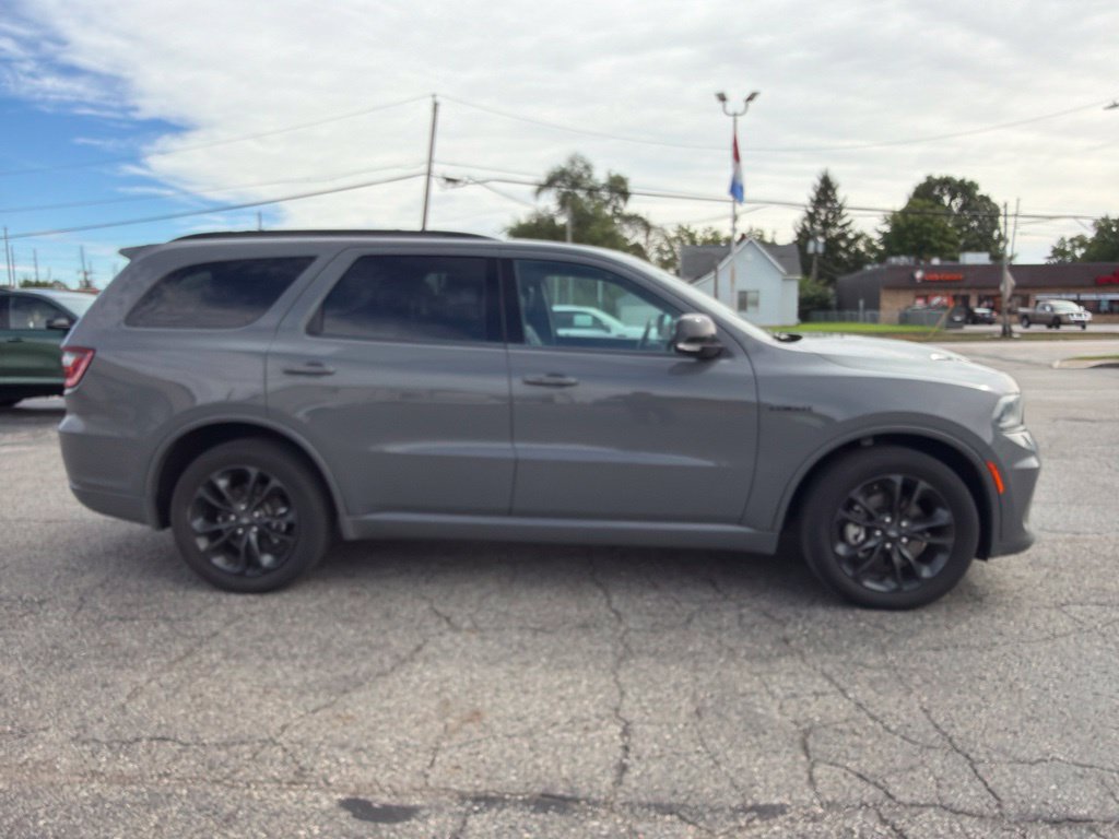 Used 2023 Dodge Durango R/T AWD/4WD image 2