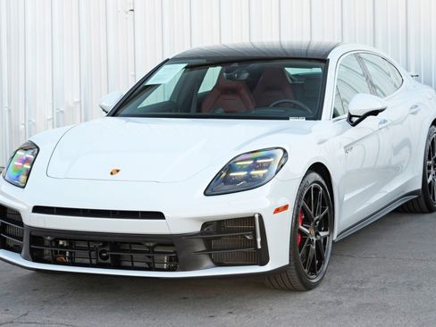 Used 2025 Porsche Panamera 4S w/ Premium Package AWD/4WD image 54