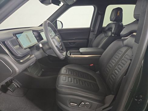 Used 2025 Rivian R1T Adventure image 20