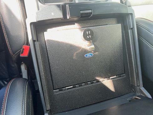 Used 2023 Ford F350 Lariat w/ Tow Technology Package AWD/4WD image 26