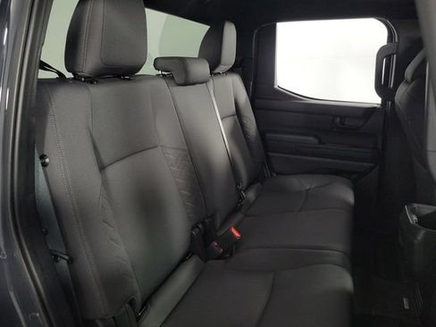 Used 2025 Toyota Tacoma SR AWD/4WD image 16