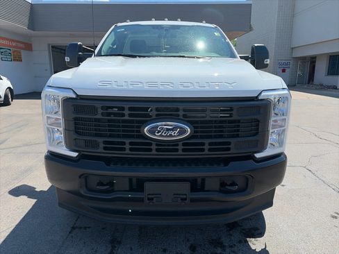 New 2026 Ford F350 XL AWD/4WD image 2