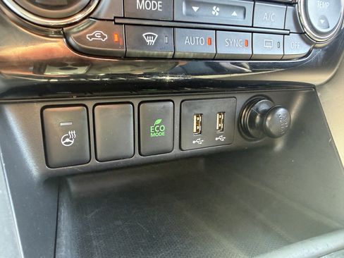 Used 2023 Mitsubishi Eclipse Cross SEL AWD/4WD image 39