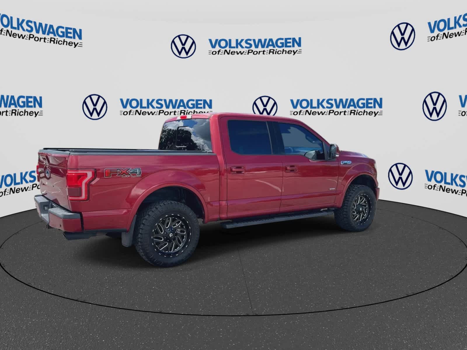 Used 2016 Ford F150 Lariat w/ Equipment Group 502A Luxury AWD/4WD image 8