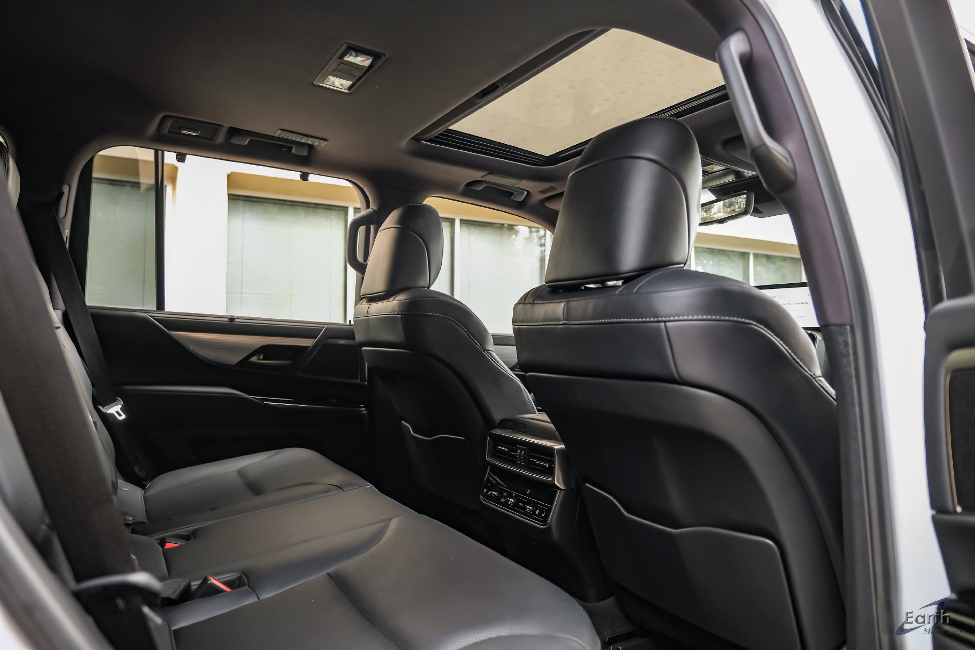 Used 2026 Lexus LX 600 F Sport w/ Accessory Package (Z1) AWD/4WD image 81
