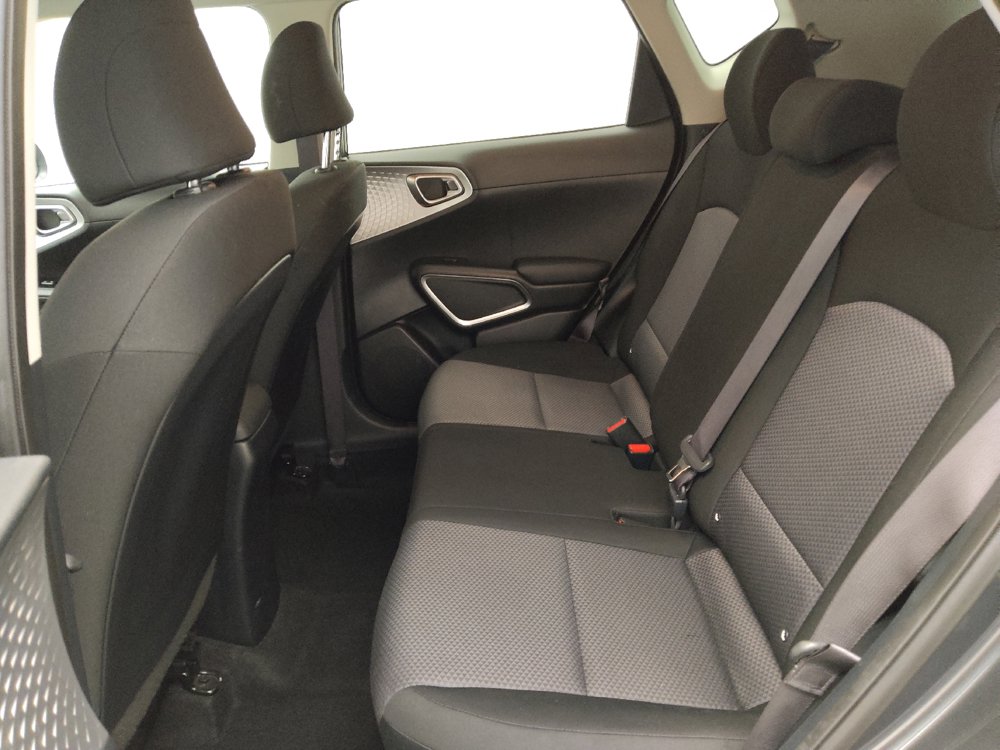 Used 2024 Kia Soul LX w/ Option Group 015 FWD image 18