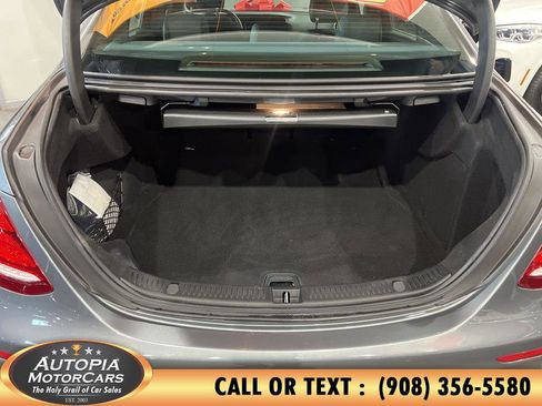 Used 2018 Mercedes-Benz E 400 4MATIC Sedan image 18