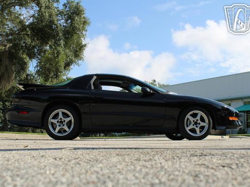 Used 1997 Pontiac Firebird Trans Am image 39