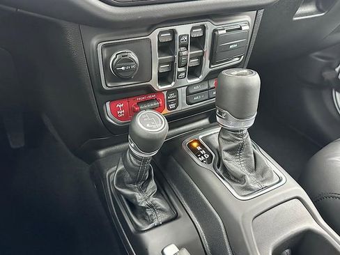 New 2026 Jeep Wrangler Unlimited Rubicon w/ Xtreme 35 Tire Package image 26