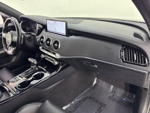 Used 2022 Kia Stinger GT-Line image 13