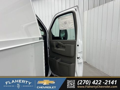 New 2026 Chevrolet Express 3500 w/ Power Convenience Package image 10