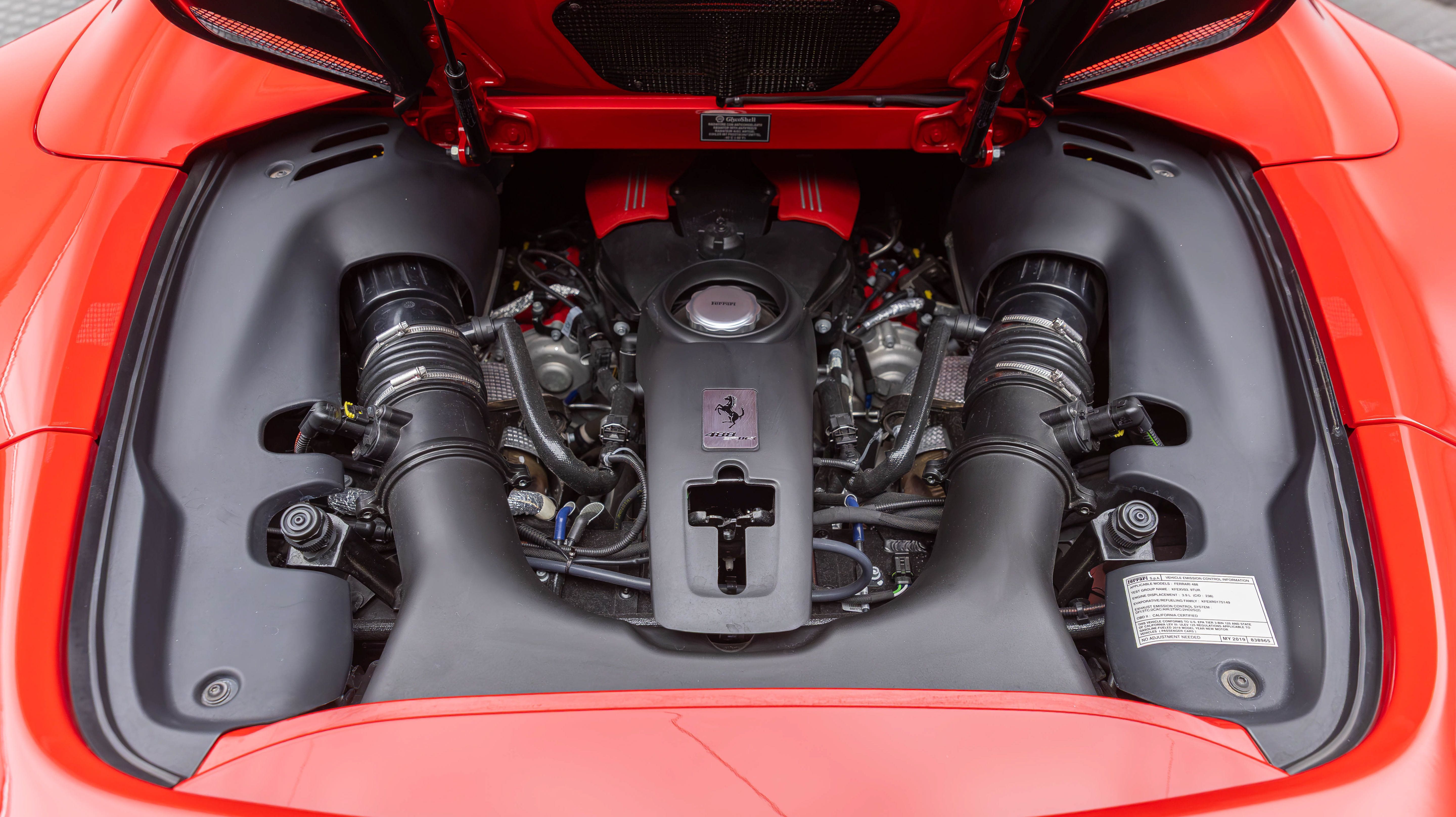 Certified 2019 Ferrari 488 Spider RWD image 33