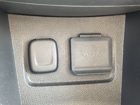 Used 2015 Buick Encore Convenience FWD image 23