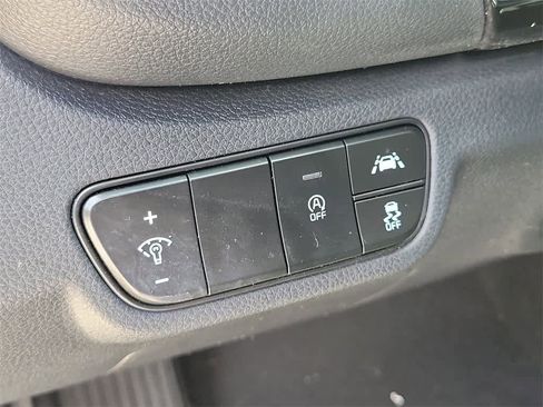 Used 2021 Kia Seltos EX image 22