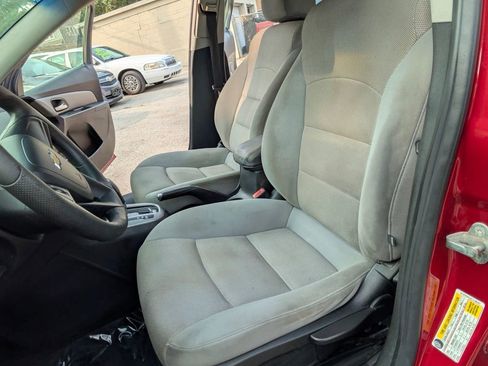 Used 2012 Chevrolet Cruze LT image 10