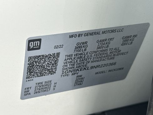 Used 2022 Chevrolet Suburban RST w/ Sport Performance Package image 44