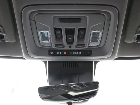 Used 2023 GMC Sierra 1500 Denali w/ Denali Reserve Package AWD/4WD image 28