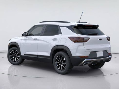 New 2026 Chevrolet TrailBlazer ACTIV w/ Convenience Package FWD image 3