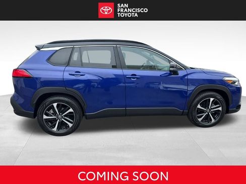 Used 2025 Toyota Corolla Cross AWD Hybrid w/ Convenience Package image 6