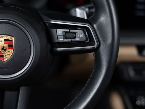 Used 2024 Porsche 911 Carrera image 36