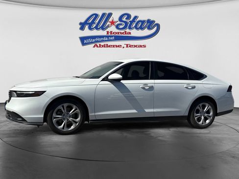 Used 2025 Honda Accord LX image 3
