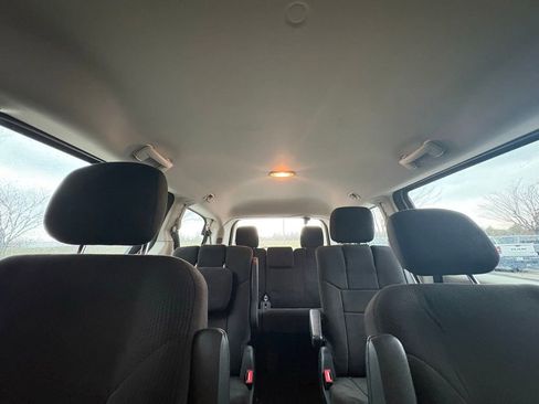 Used 2012 Dodge Grand Caravan American Value Package image 30