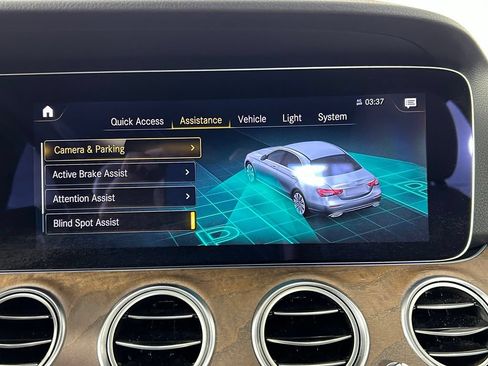 Used 2022 Mercedes-Benz E 350 4MATIC Sedan w/ AMG Line Exterior image 19
