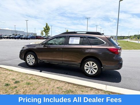 Used 2019 Subaru Outback 2.5i Premium w/ Popular Package #2 AWD/4WD image 5