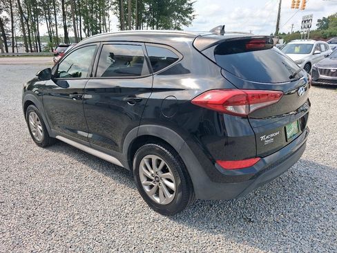 Used 2017 Hyundai Tucson SE Plus AWD/4WD image 3