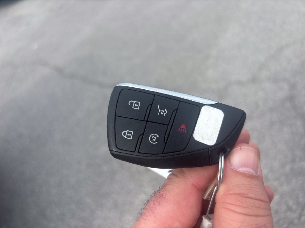 Used 2025 Buick Envision Sport Touring AWD/4WD image 32