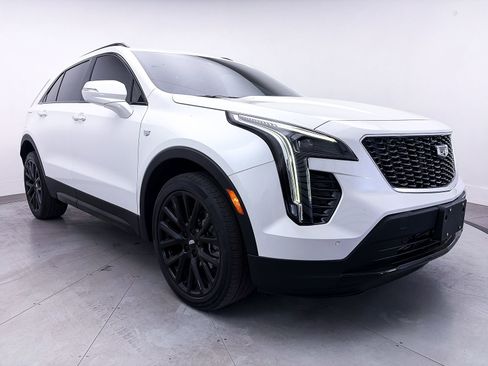 Used 2023 Cadillac XT4 Sport w/ LPO, Onyx Lite Package FWD image 9