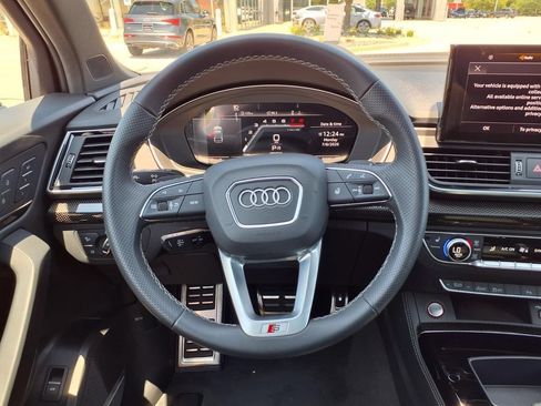 Used 2023 Audi SQ5 Premium Plus w/ Premium Plus Package AWD/4WD image 16