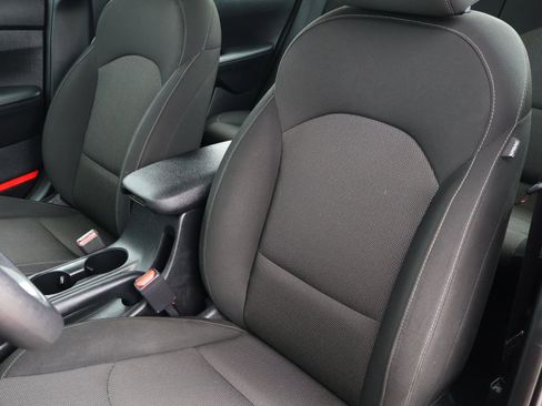 Used 2024 Kia Forte LXS w/ LXS Technology Package image 12