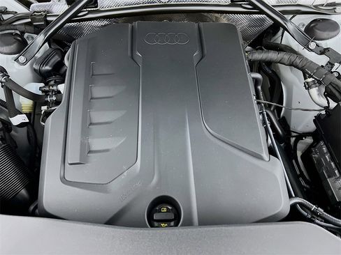 New 2025 Audi Q5 Premium image 29