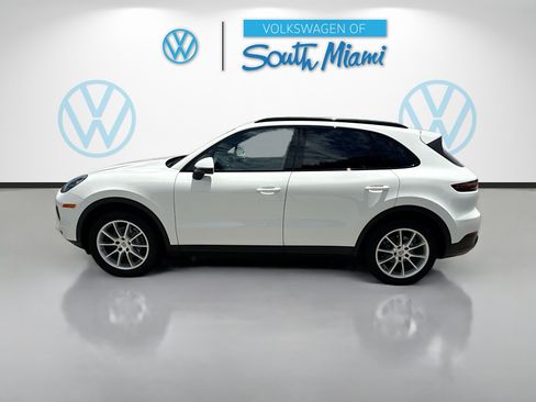 Used 2019 Porsche Cayenne AWD/4WD image 4