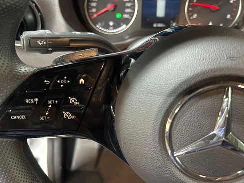 Used 2025 Mercedes-Benz Sprinter 2500 image 20