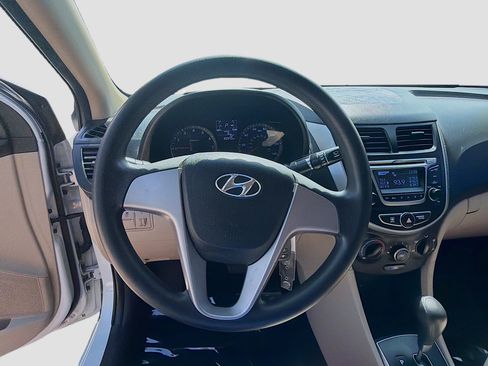 Used 2017 Hyundai Accent SE image 8