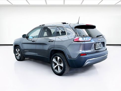 Used 2019 Jeep Cherokee Limited image 6