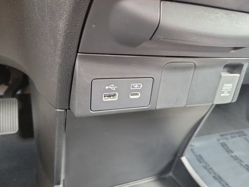Certified 2025 Honda Odyssey EX-L image 25