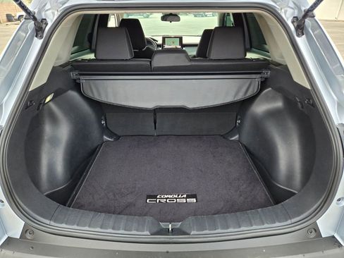 Used 2023 Toyota Corolla Cross LE w/ Moonroof Package FWD image 13