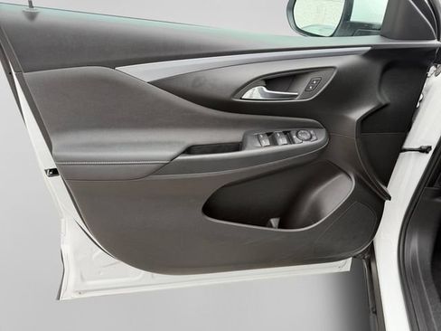 Used 2024 Buick Envista Preferred FWD image 13